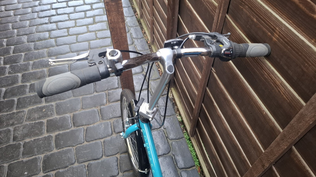 Compass 20in Folding Bike Blue/White/Black Rear Rack & Mudguards