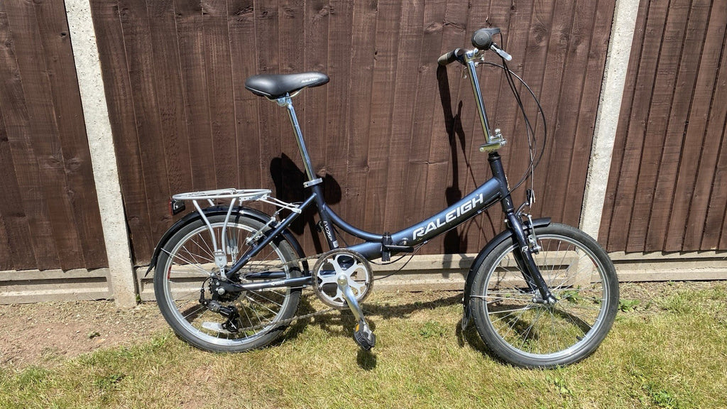 Raleigh Evo 2S 20in Folding Bike 7 Speed Blue Rear Rack Mudguards Reflectors