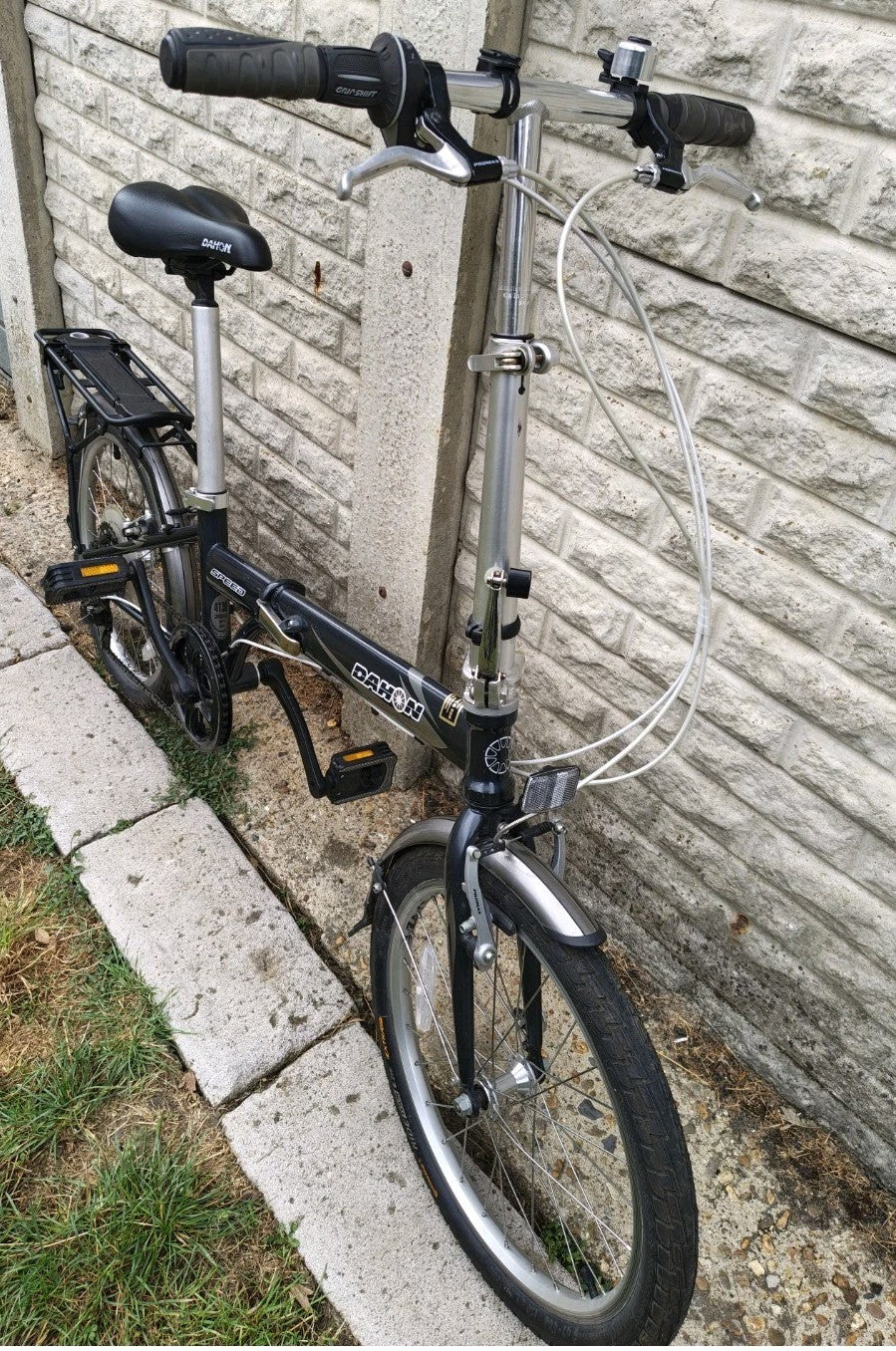 Used Dahon Speed Folding Adult Commuter Bike - 7 Gears Grey Finish