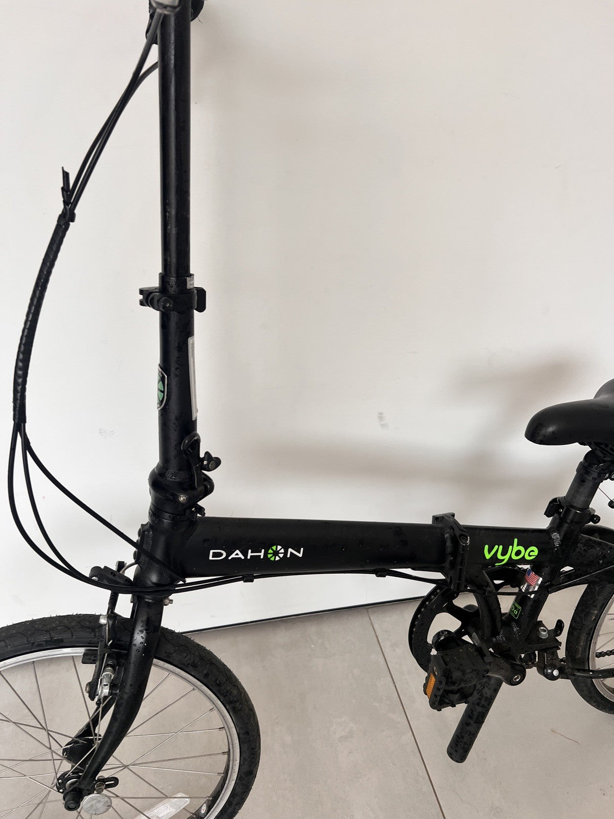 Dahon Vybe D7 Folding Bike (£599 New)