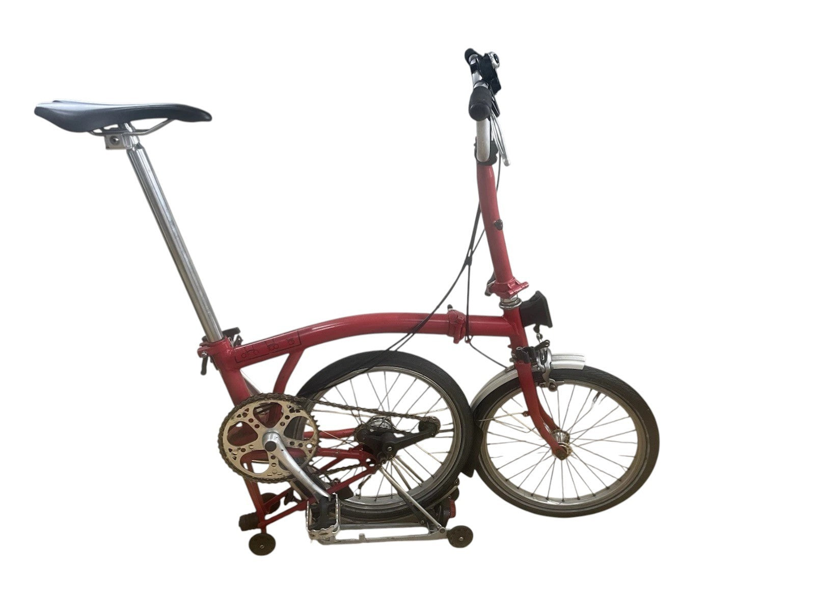 Brompton Folding Bike 3-Speed, Red, Front Carry Bag, Rear Rack & Rear Light