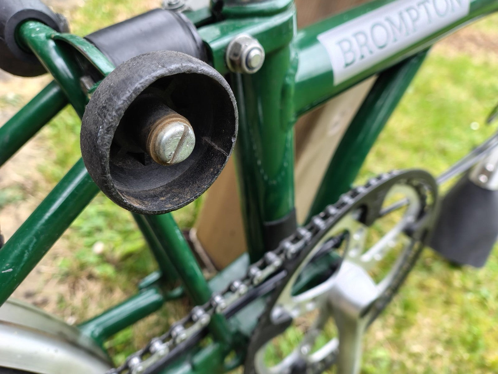 Brompton folding bike 3 speed - racing green - very good condition