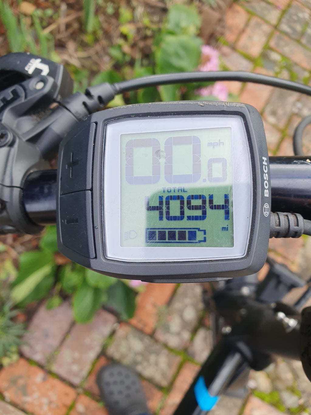 Tern Vektron S10 400 2018 model good condition