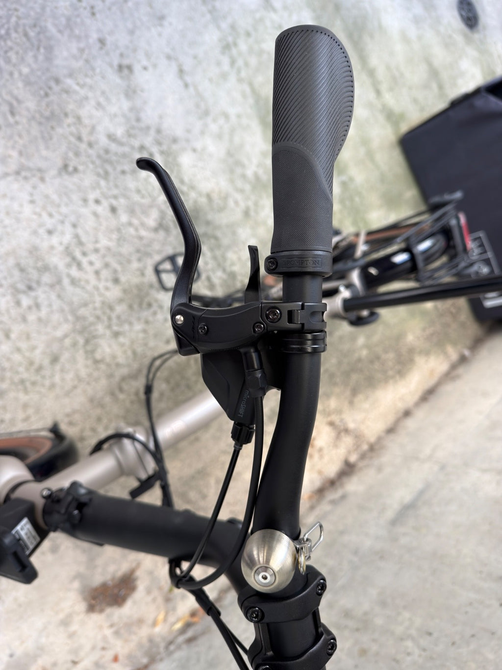 Brompton G Line with Superoll & Handlebar control E-Motiq System 4 speed & extra