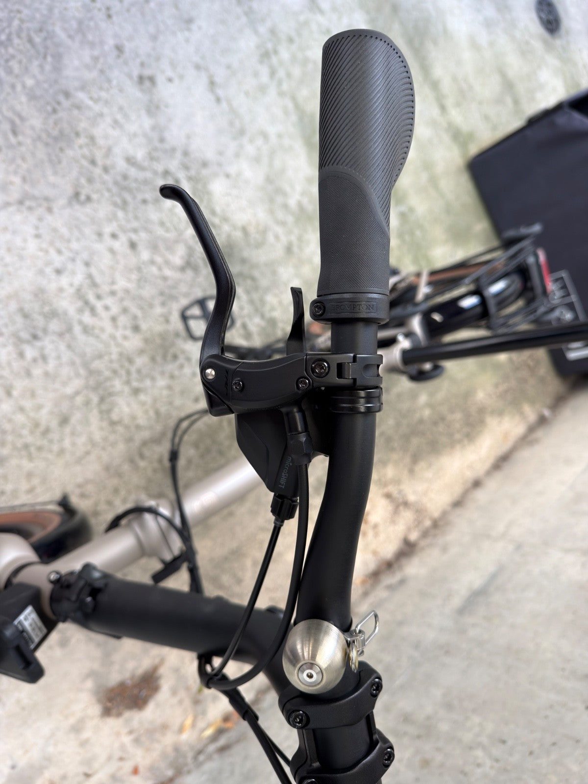 Brompton G Line with Superoll & Handlebar control E-Motiq System 4 speed & extra