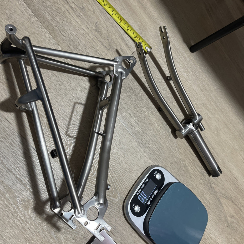TITANIUM Brompton Rear Triangle + Fork Black SuperLight  Worldwide