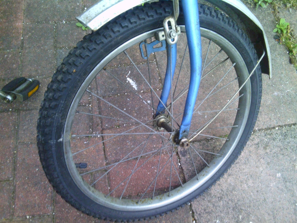 Ladies Fold Up Bike with 3 gears  in good working condition