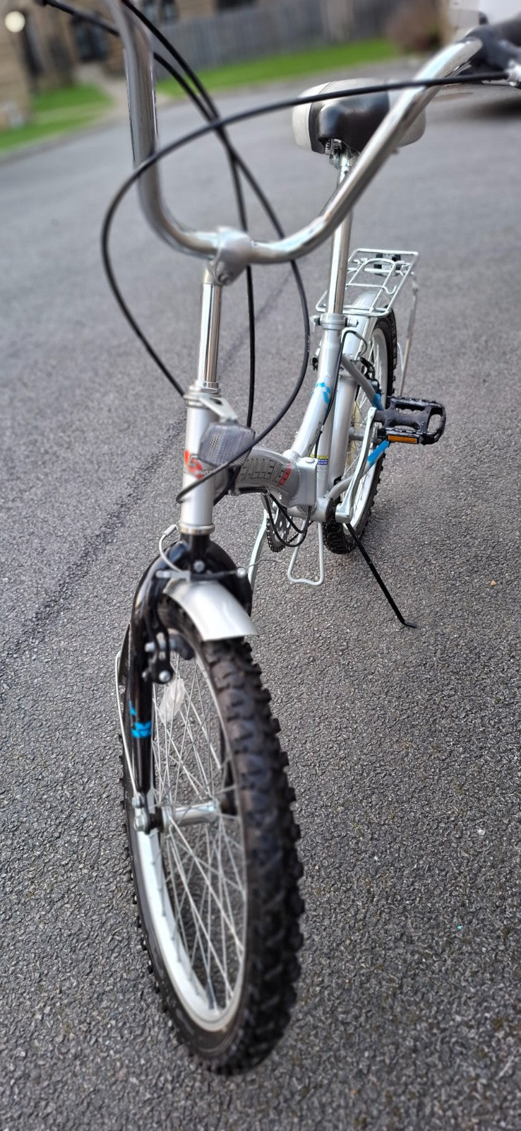 Challenge Gauntlet Unisex 20" wheel Folding Bike – Excellent Condition