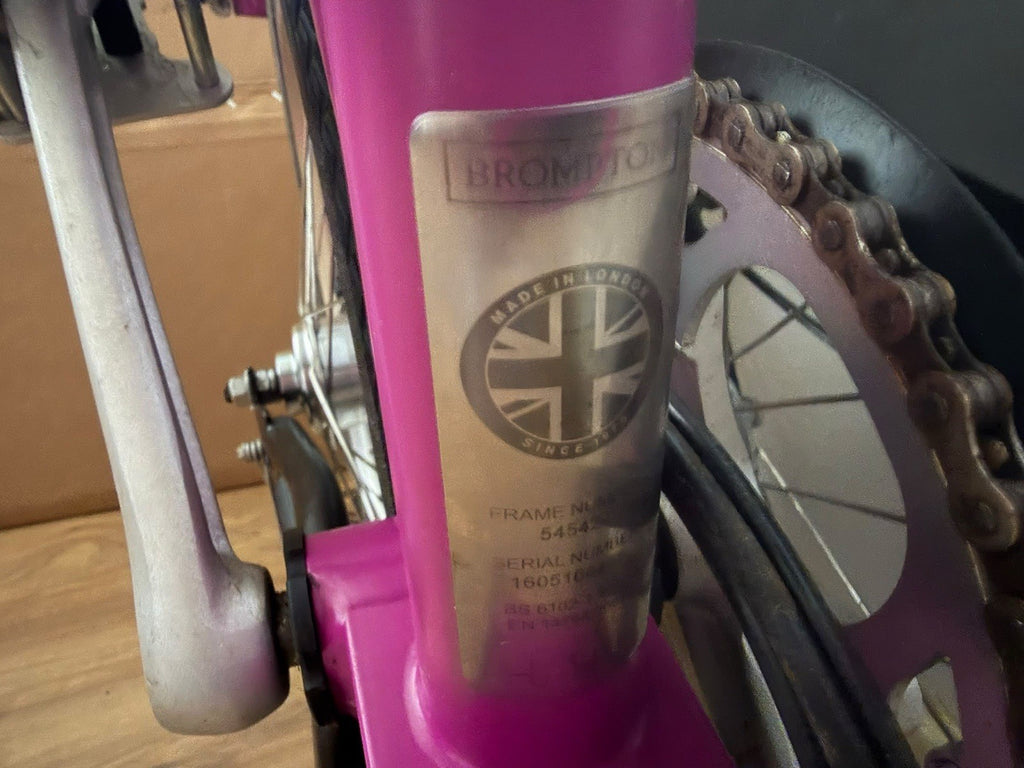 Brompton C Line H6L (6 Speed) folding bicycle - Berry (EXCELLENT CONDITION)