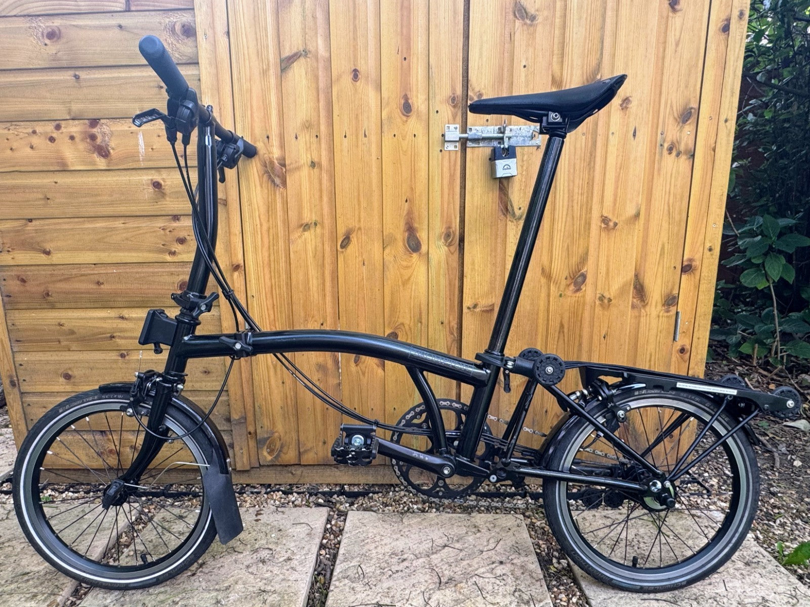 Brompton C‑Line S6L Black Edition Roller Rack – Low Handlebar – 6‑Speed - Brooks