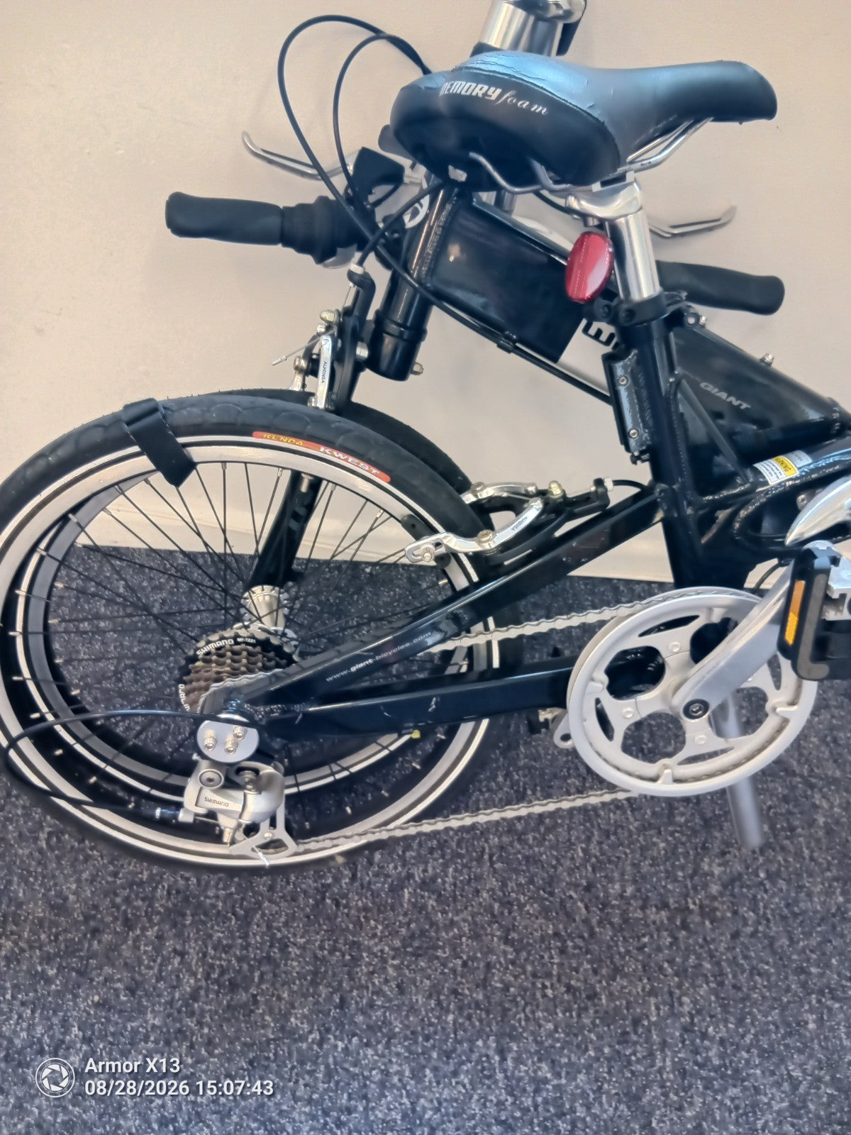 Giant Halfway Folding Bike 20'' Wheels 7-Speed Excellent Condition Black Frame