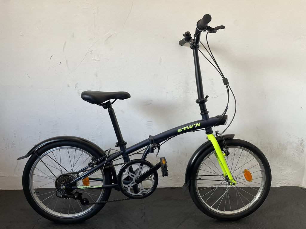 B Twin Tilt 120 Folding Bike 20 Inch Wheels. 6 Speed Matt Navy And Neon.