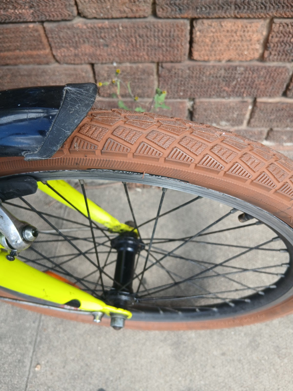 Ecosmo 20AF09BL 20" Wheel 12kg Lightweight Alloy Folding City Bicycle - yellow