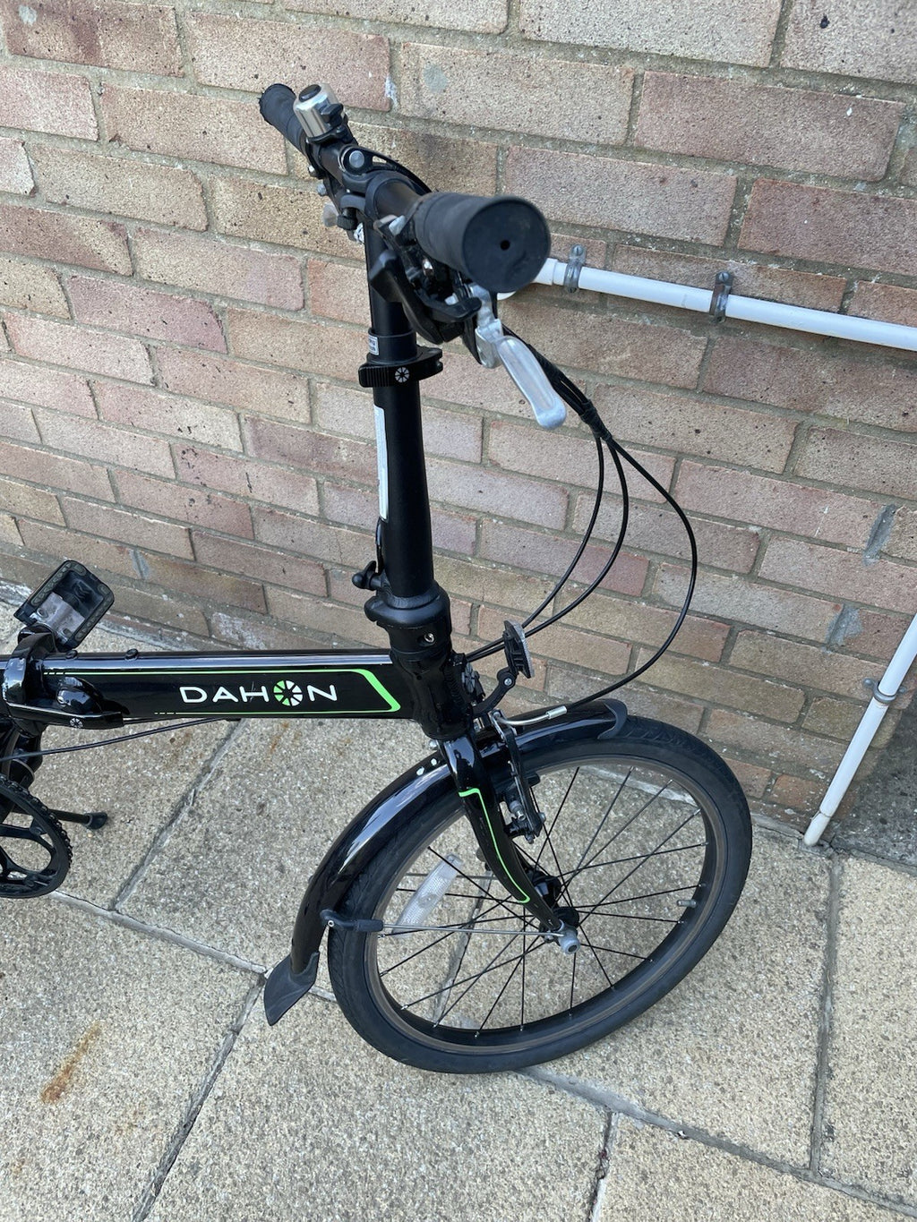 Dahon Vitesse D8 Folding Bike
