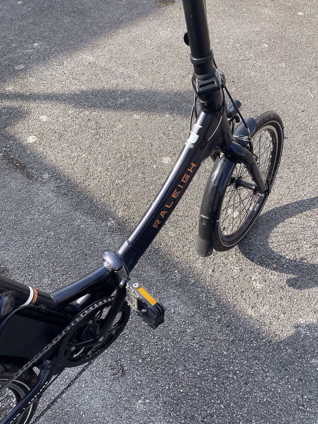 Rayleigh  Trans x Folding Bicycle 20 Inch 8 Speed Shimano Gears Black