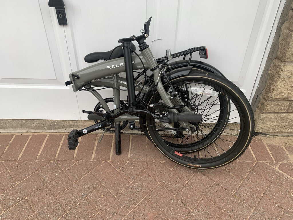 Raleigh Evo 20in Folding Bike Grey/Black Mudguards Rear Rack Kickstand