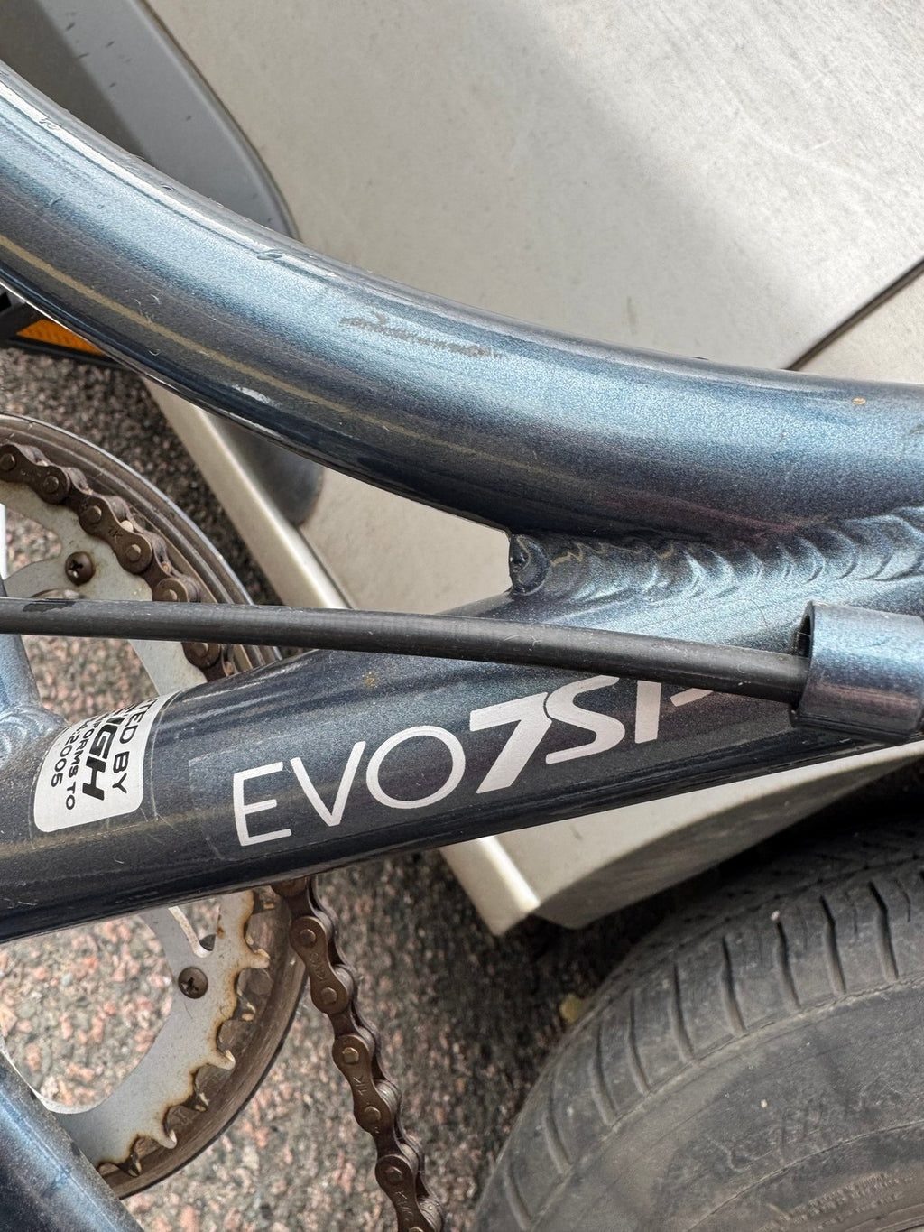 Raleigh EVO 7SP Folding Bike, Aluminum Frame, 20" Wheels, 7 Speed with Revo Grip