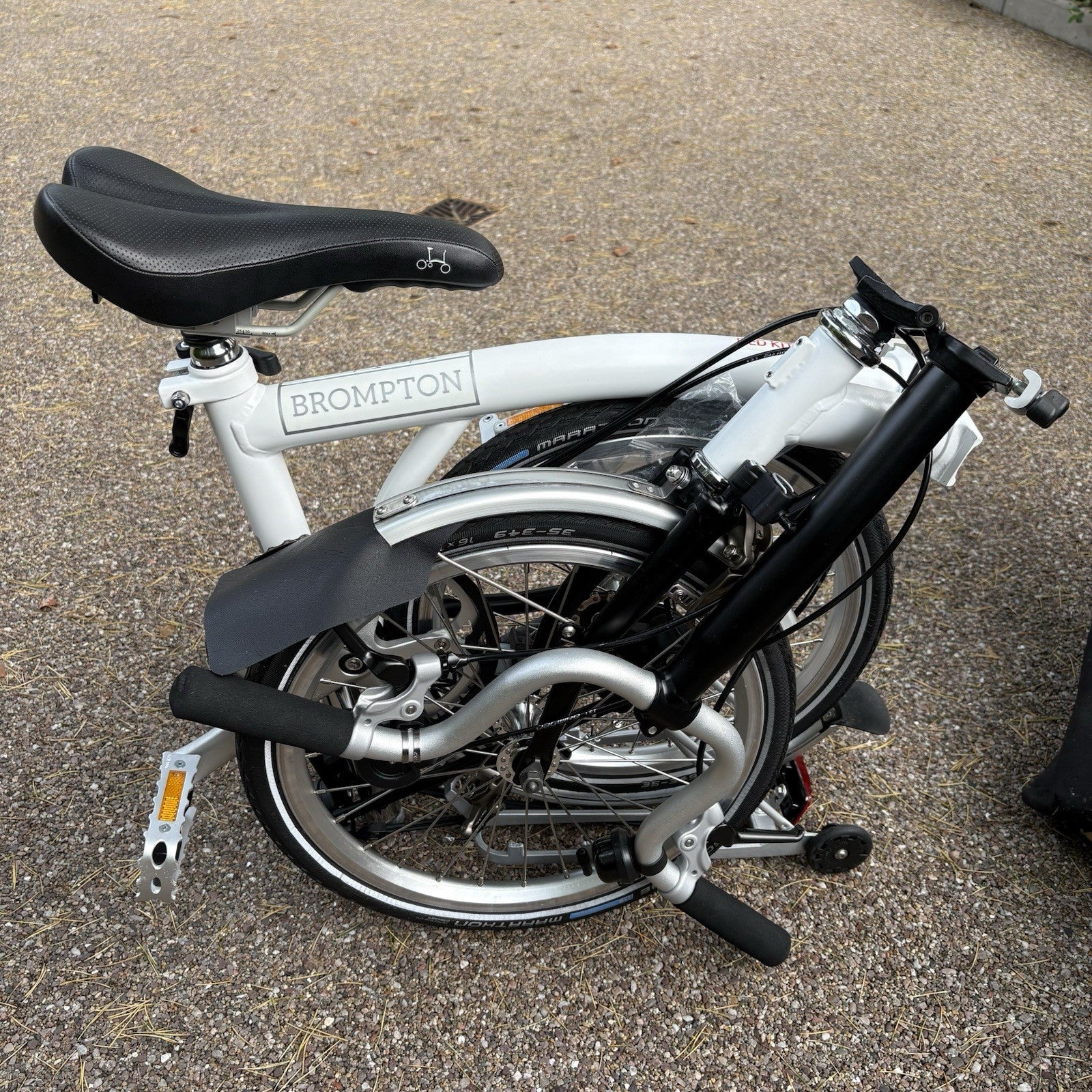 Brompton M3R 3 Speed Folding Bike White, Mid Bar, Rear Rack, C Line equivalent