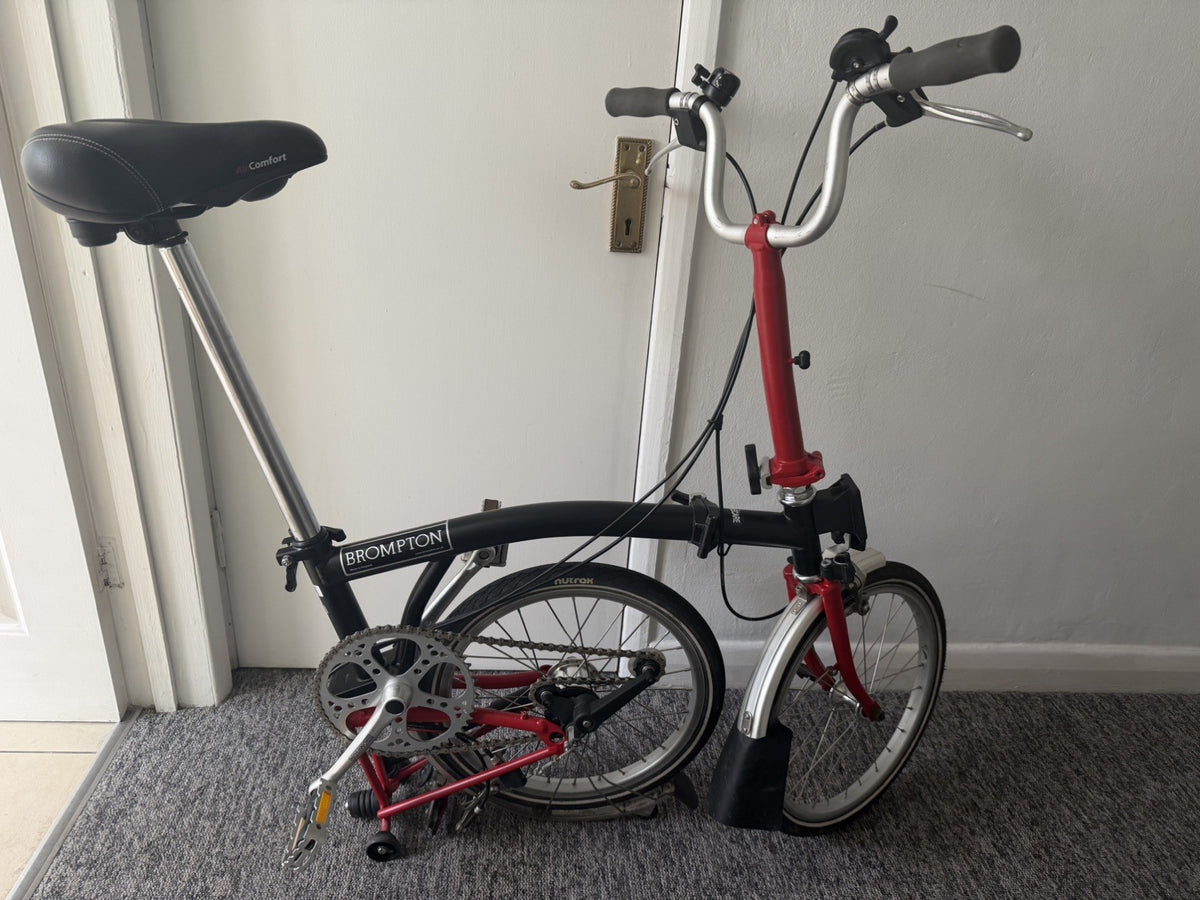 Brompton M3L (3 Speed) folding bicycle - Black/Red  (EXCELLENT CONDITION!)