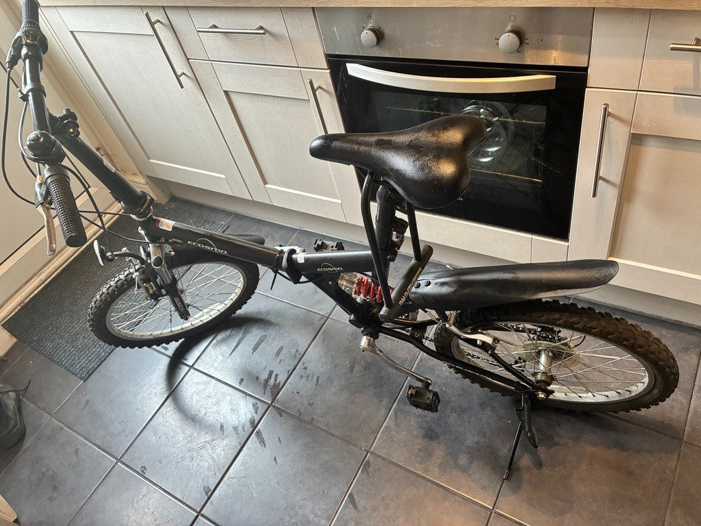 Folding Bicycle For Adult - Excellent Condition With D-Lock