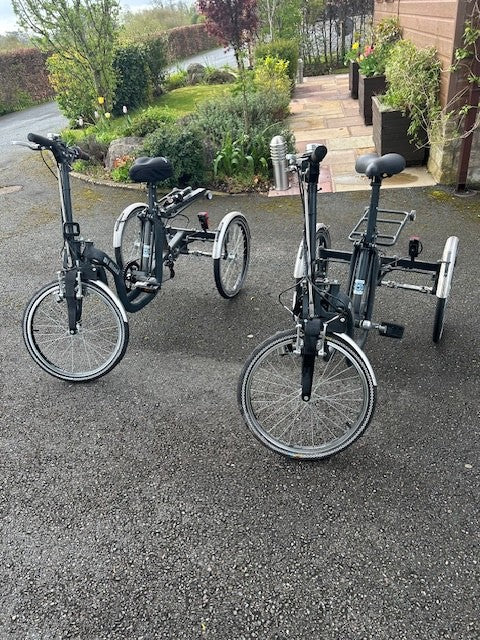 Di Blasi R32 Adult Folding Tricycles ( two number) will seperate.