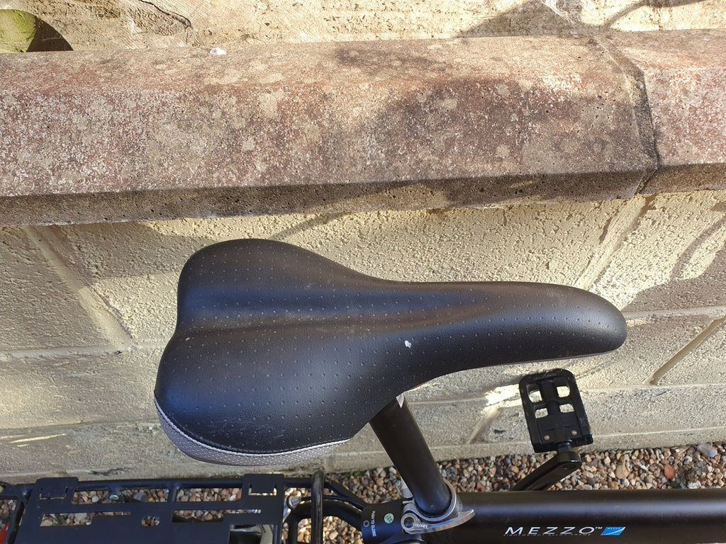 Mezzo D9  9-speed folding bicycle, black, very good condition, with carry bag.