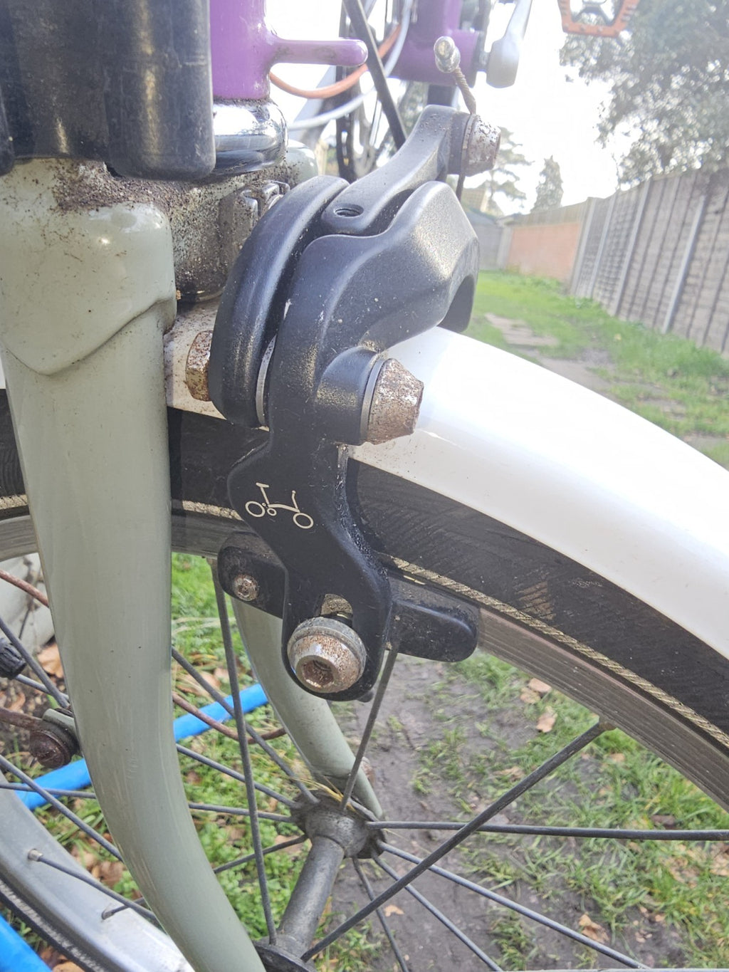 Bespoke Brompton S3L - titanium seatpost, Brooks saddle, unique colours and more