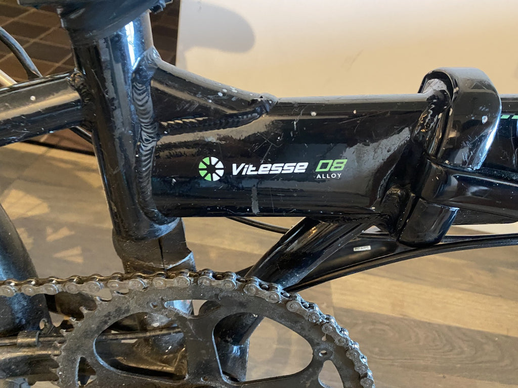 Dahon Vitesse Alloy D8 folding commuter bike, Obsidian black,  superb Condition