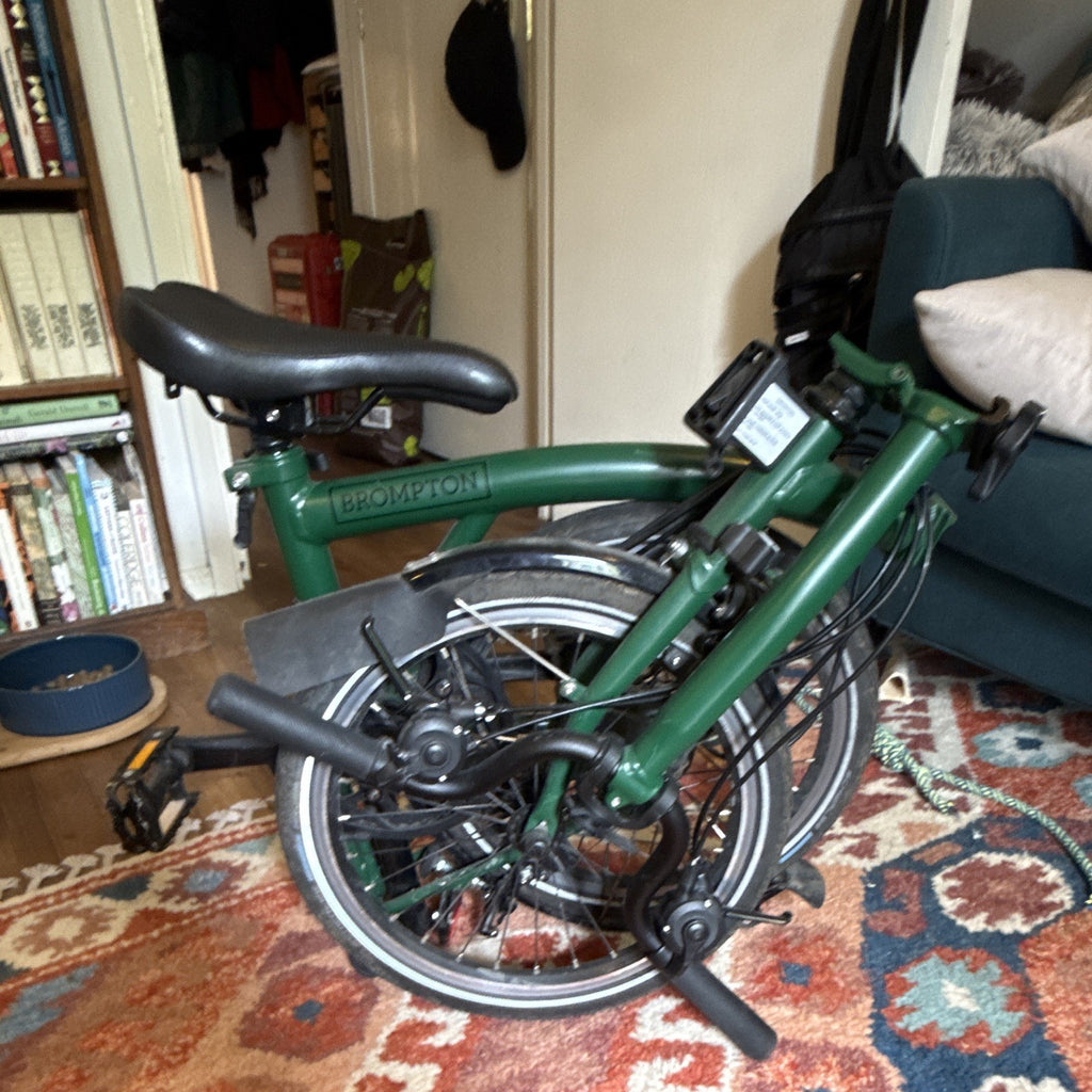 2023 Brompton Folding Bike Green C-line 6 speed good condition barely used
