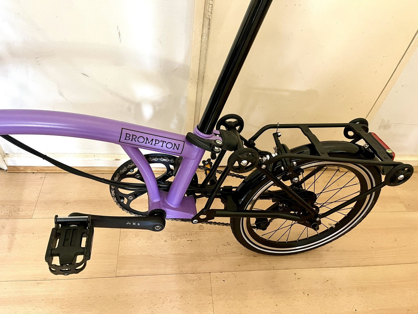Brompton C Line 4 Speed, Pop Lilac Edition Mid Handlebar 2025