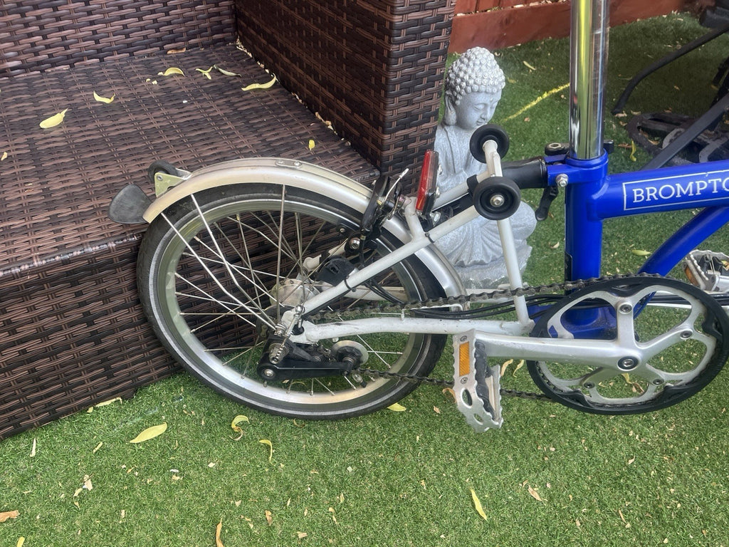 Brompton C - Line 3 Speed, Folding Bike, Dyno Lighting, Pump Good Condition