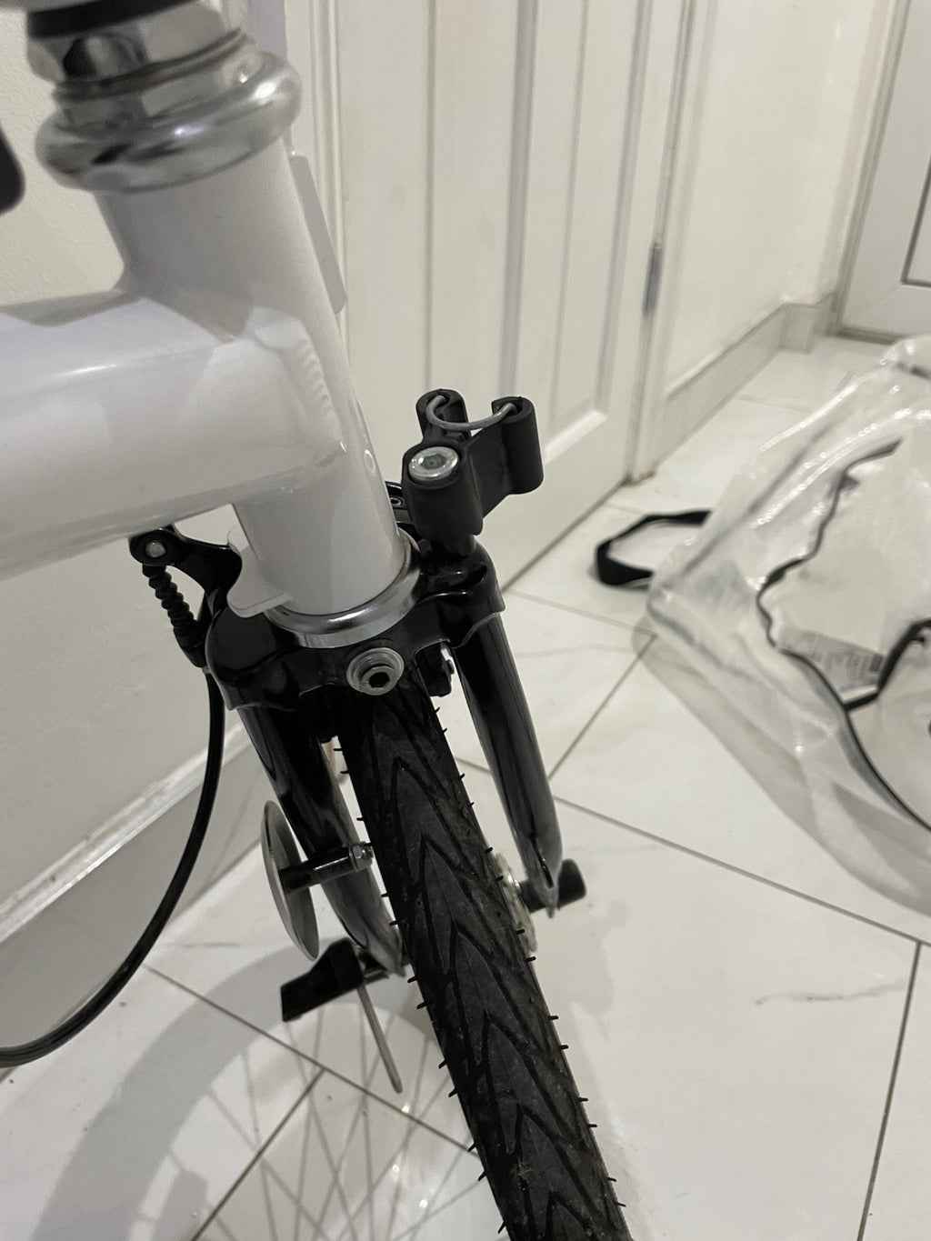 Brompton A Line Folding Bike – 3 Speed + Brompton Folding Pedal. Collection Only