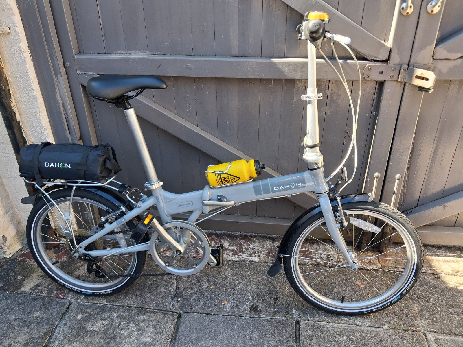 Dahon Vitesse folding bike silver