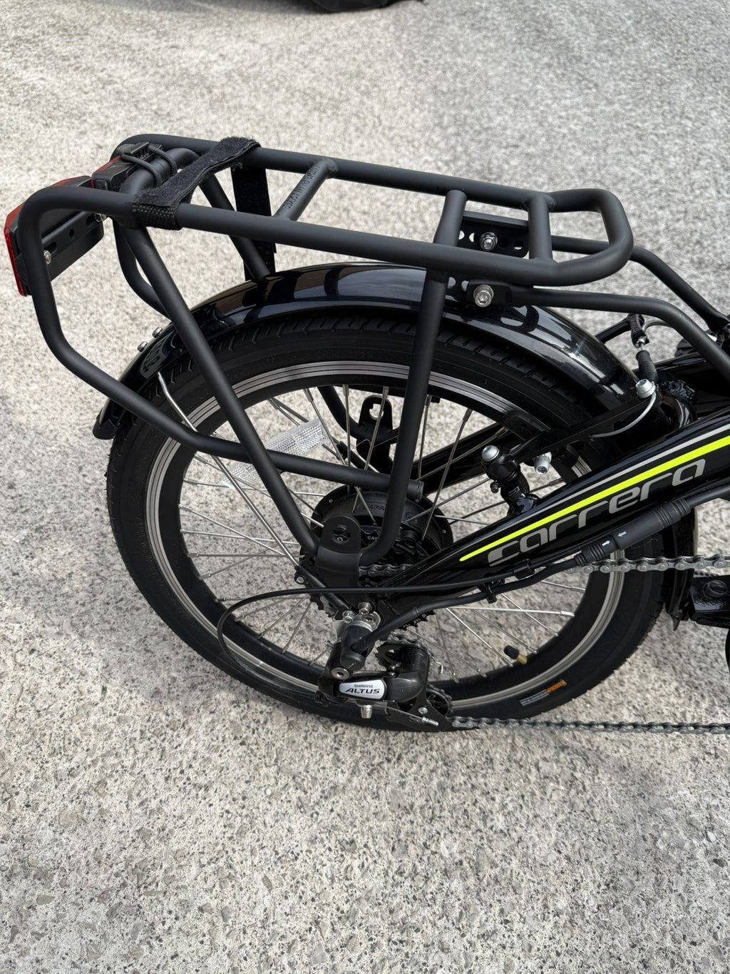 Carrera Crosscity E folding bike , 20'' wheels, black/green, Excellent condition