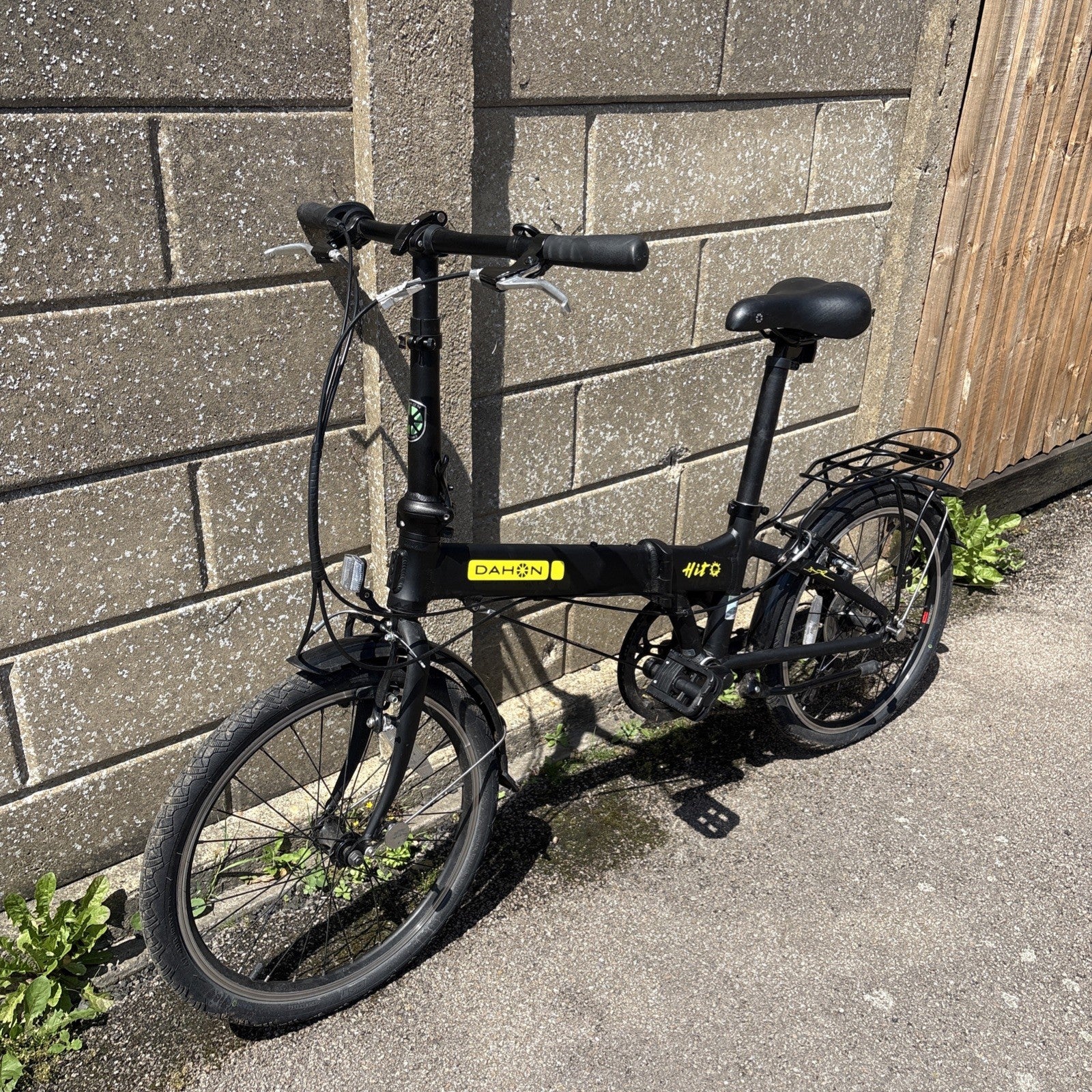 Dahon Hit 6-Speed Folding Bike Matt Black, Lightweight
