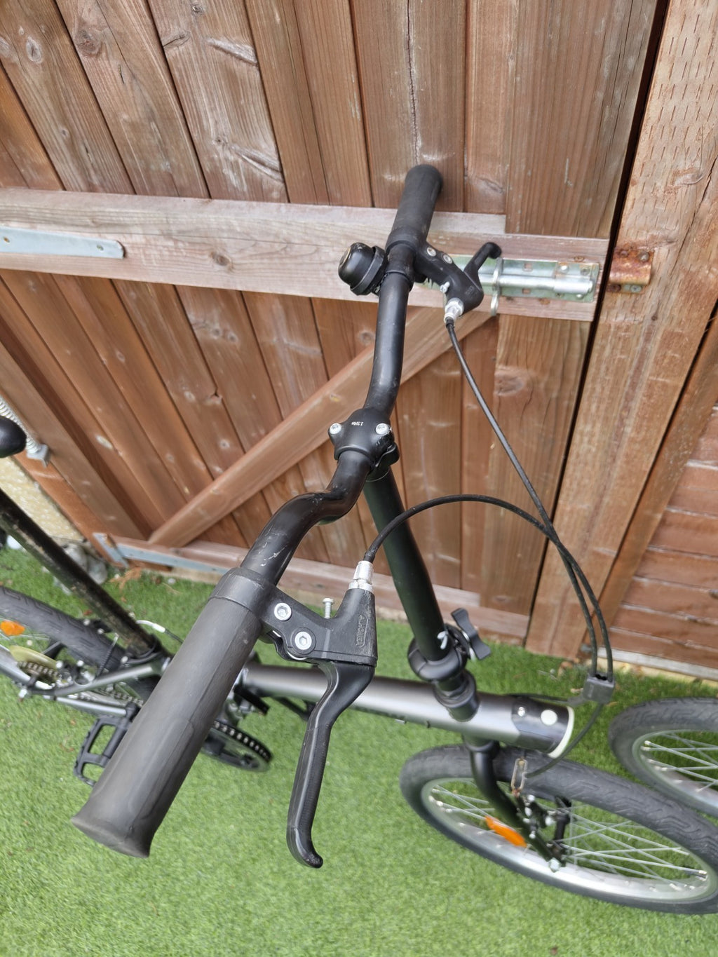 B'TWIN Folding Bike 20" Wheel - Compact Foldable Bicycle - Great Condition