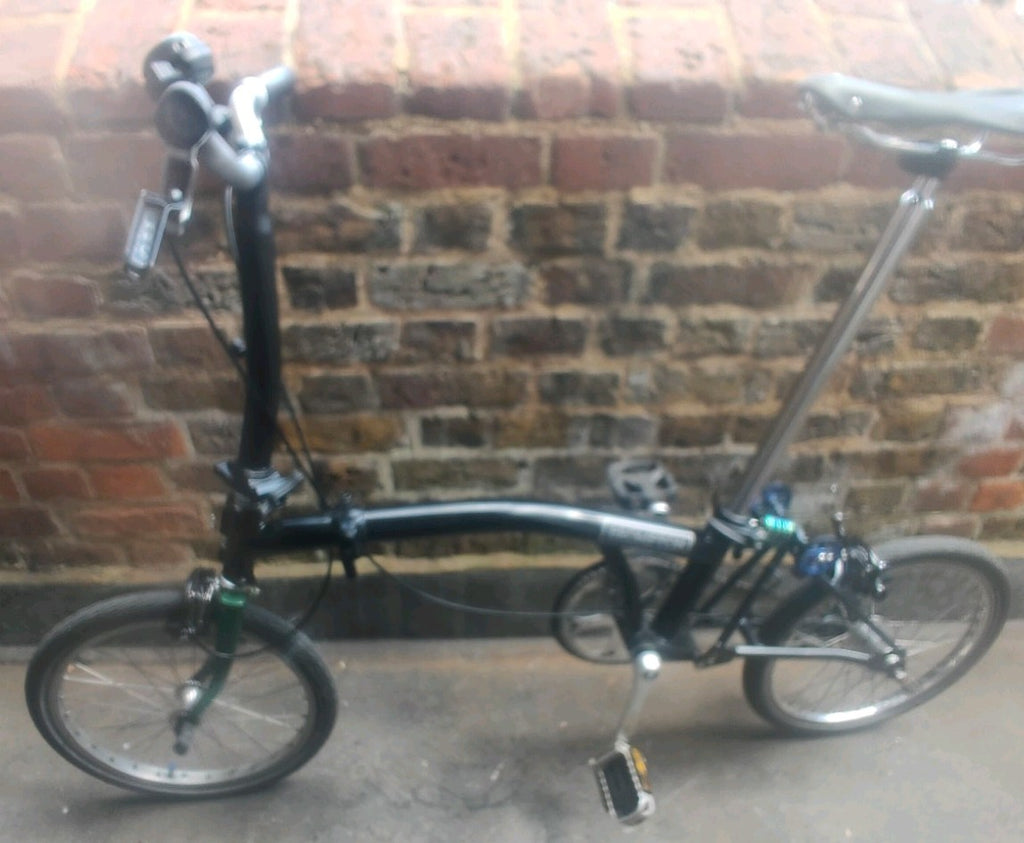 Attractive Brompton single speed folding bike leather saddle