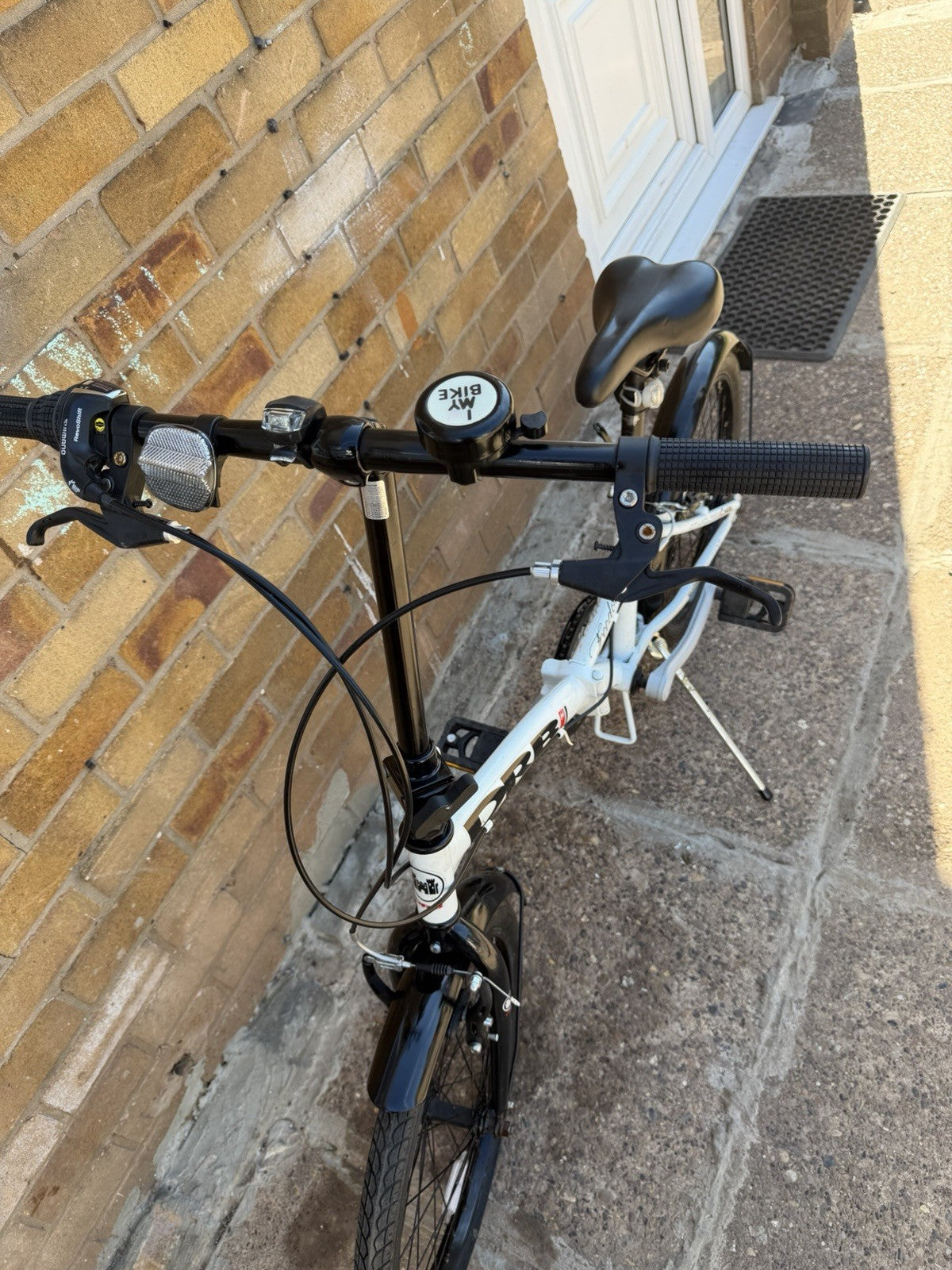 DRB Freedom Folding Commuter Bicycle 20 Wheel 6 Speed White Black Cycling