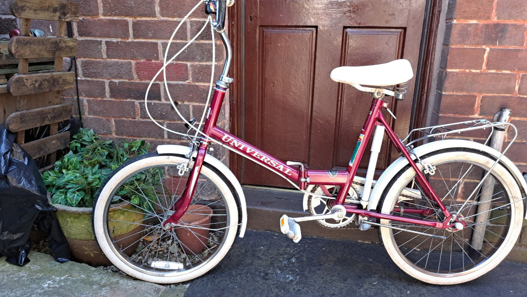 VINTAGE 3 SPEED FOLD UP BIKE