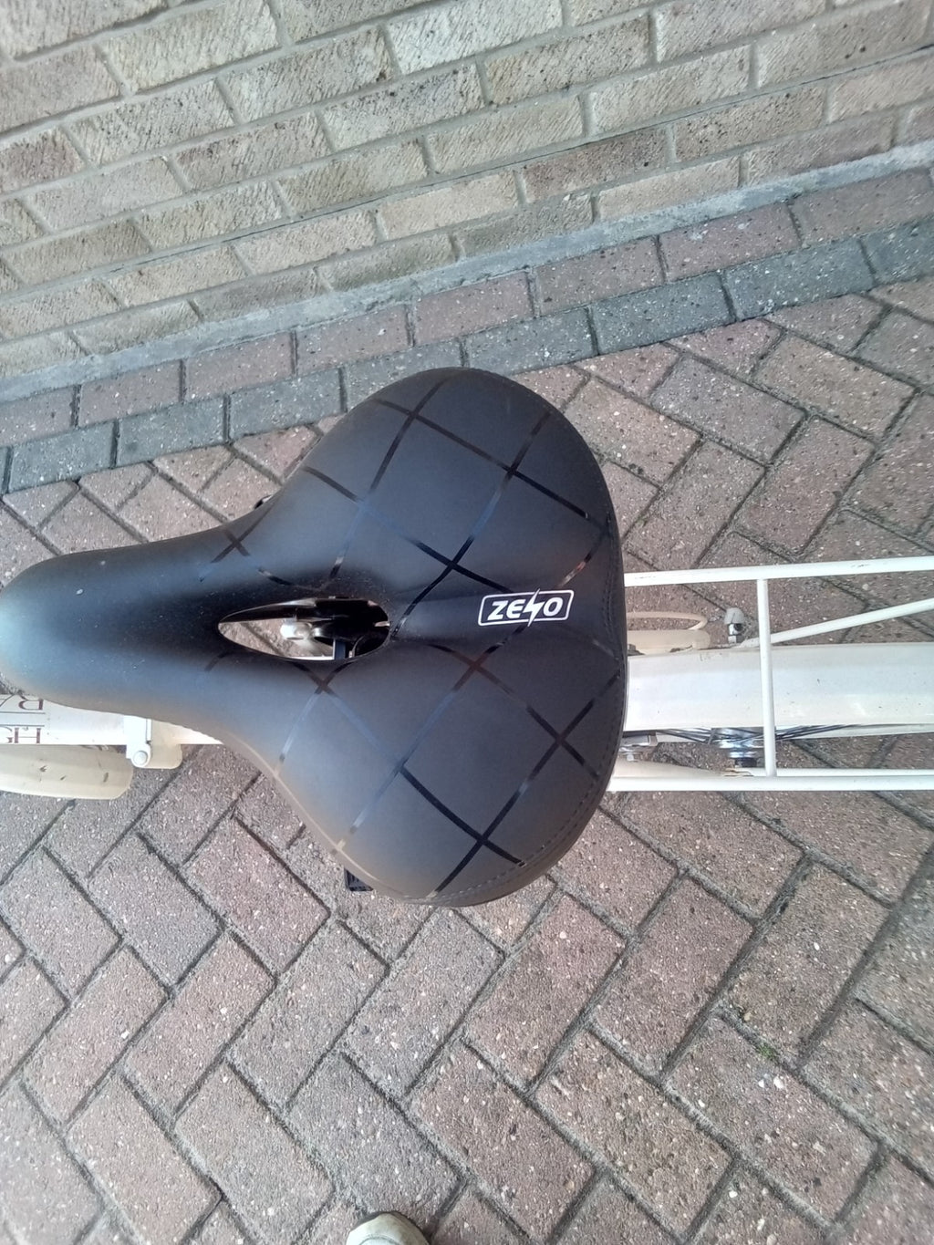 raleigh compact