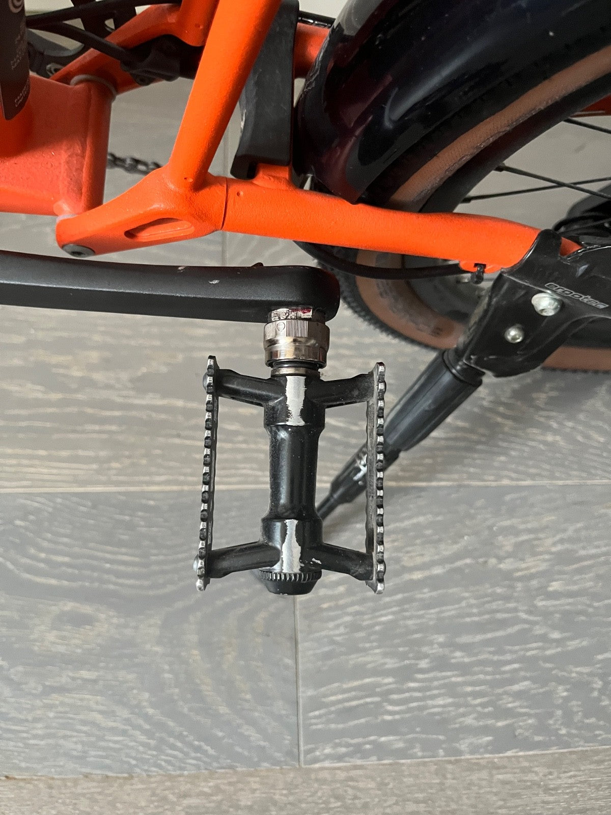 Brompton G Line with Roller Frame Adventure Medium Orange 2025  + £1000 upgrades