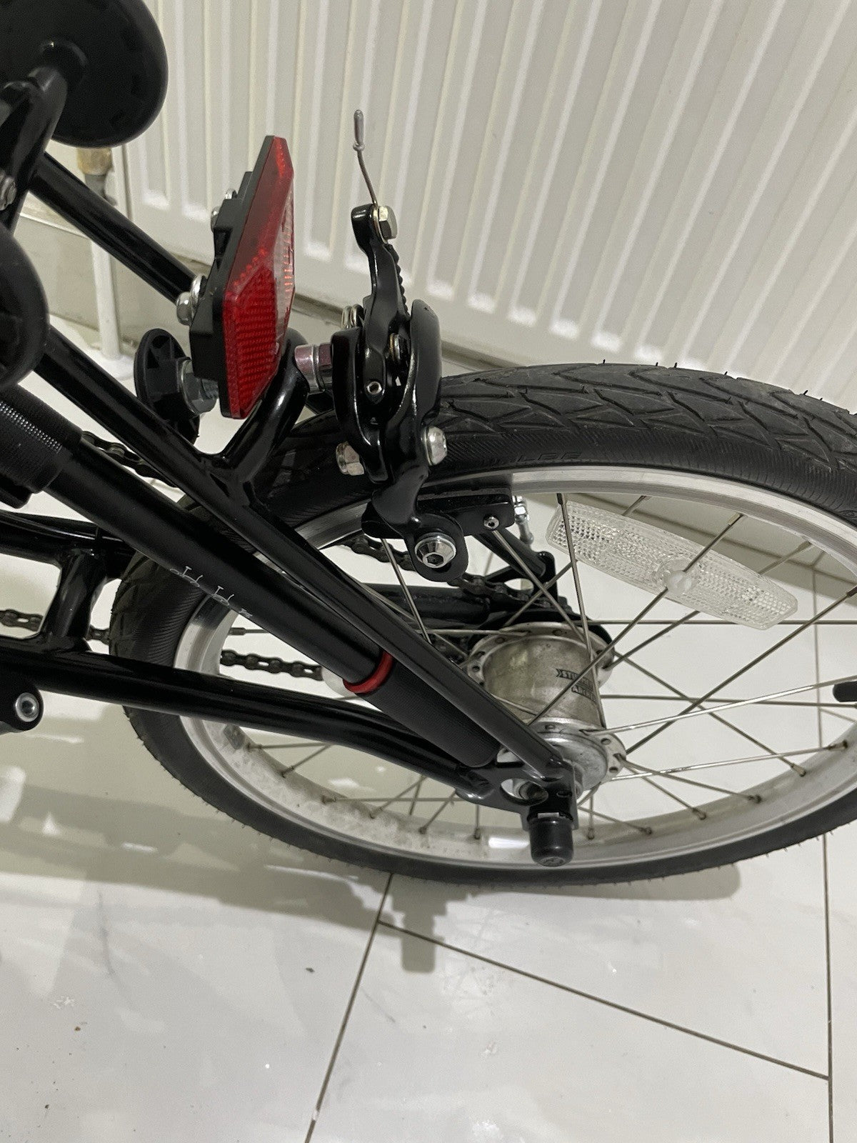 Brompton A Line Folding Bike – 3 Speed + Brompton Folding Pedal. Collection Only