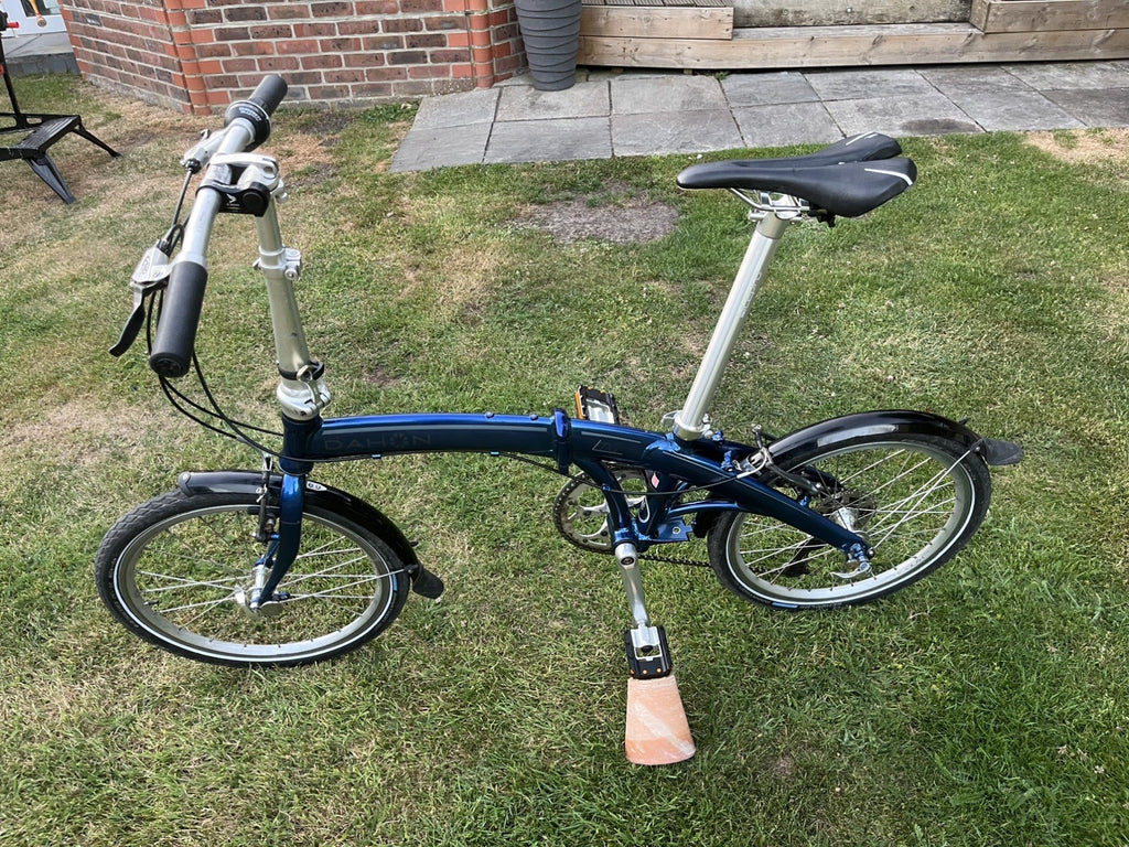 Dahon MU P8 Speed Folding Bike 20" Wheel Blue