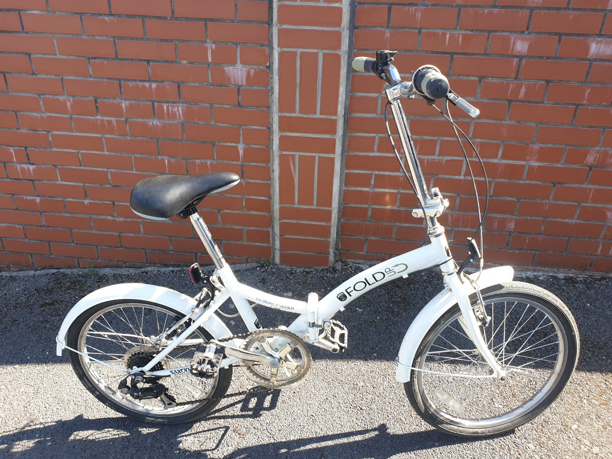 Saxon 6 speed folding bike in excellent condition