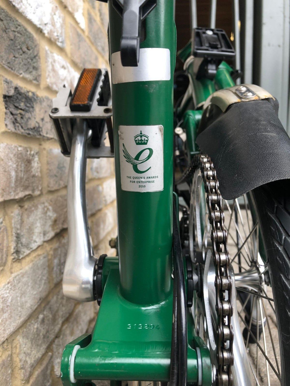 Brompton Racing Green 3 Speed Mid M3L - WORLDWIDE DELIVERY