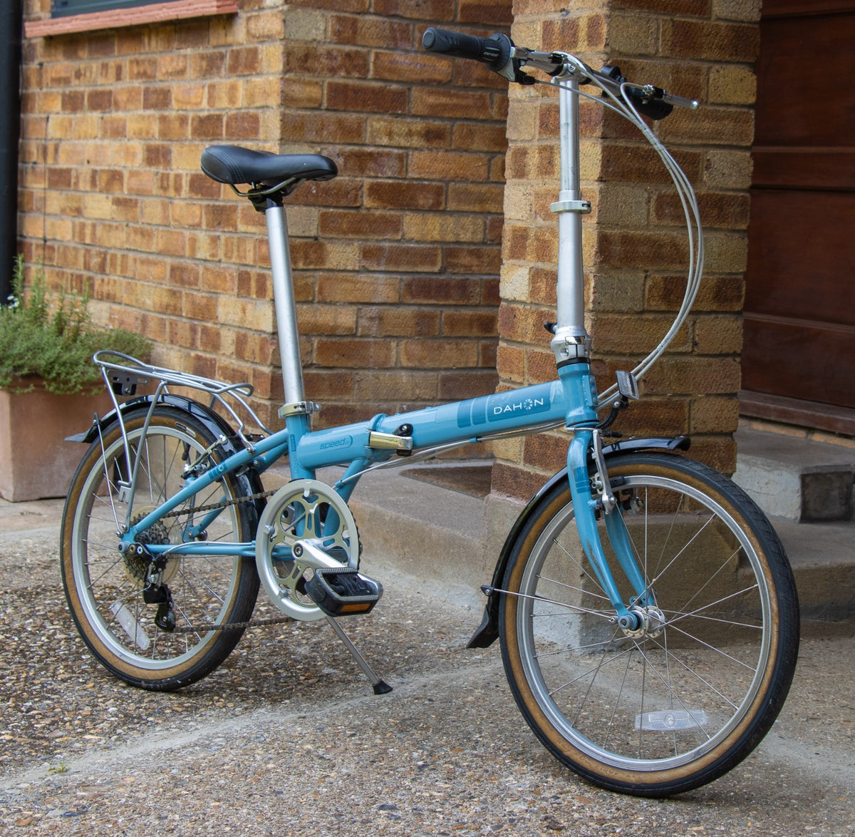 Dahon Speed D7 folding bike