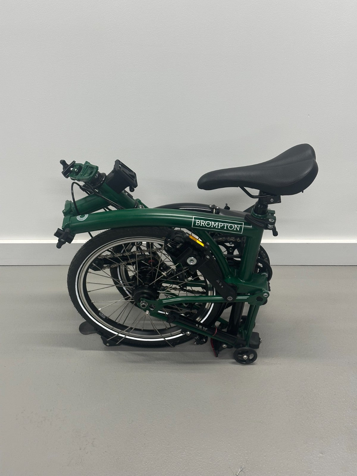 Brompton C Line - Classic Racing Green - 12 Speed - comes with Brompton Pump