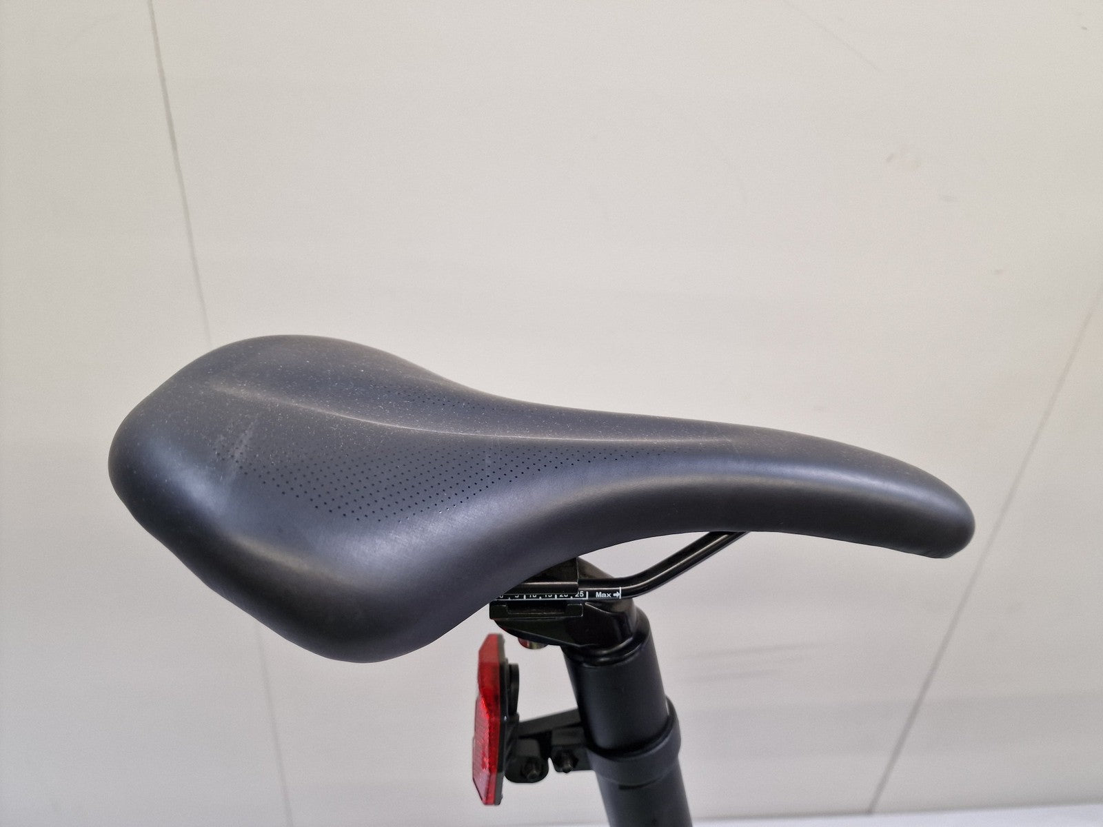 Xiaomi Smart 250W Power 25kmh 16" Wheel TFT Folding E--Bike (Marks/Missing Item)