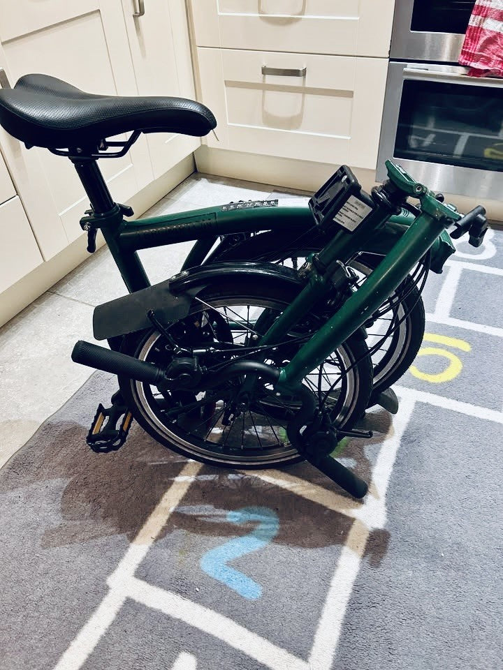 Brompton Bike 6-Speed Explore, Racing Green Mid Handlebar