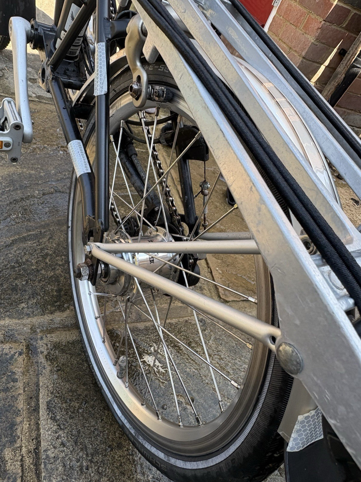 Brompton P6R Black Folding Bike - 6 Speed 2015 with Luggage Rack and Bungees